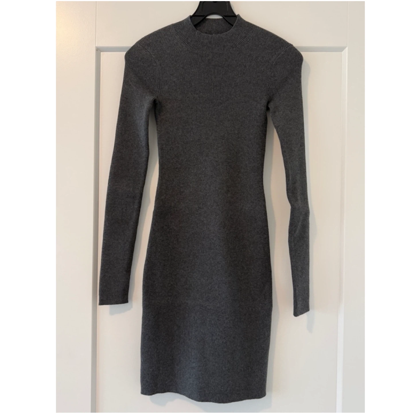 NEW✨Aritzia ribbed bodycon dress XXS
