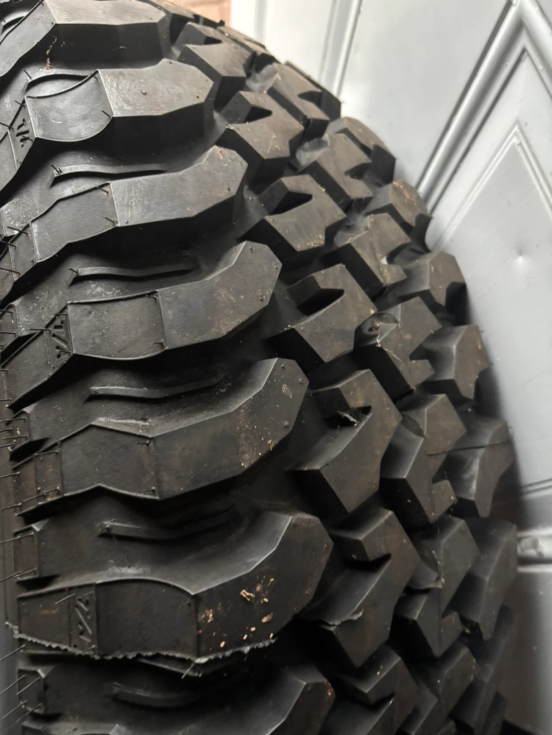 BFGoodrich All-Terrain T/A KO2 LT255/75R17 Tire