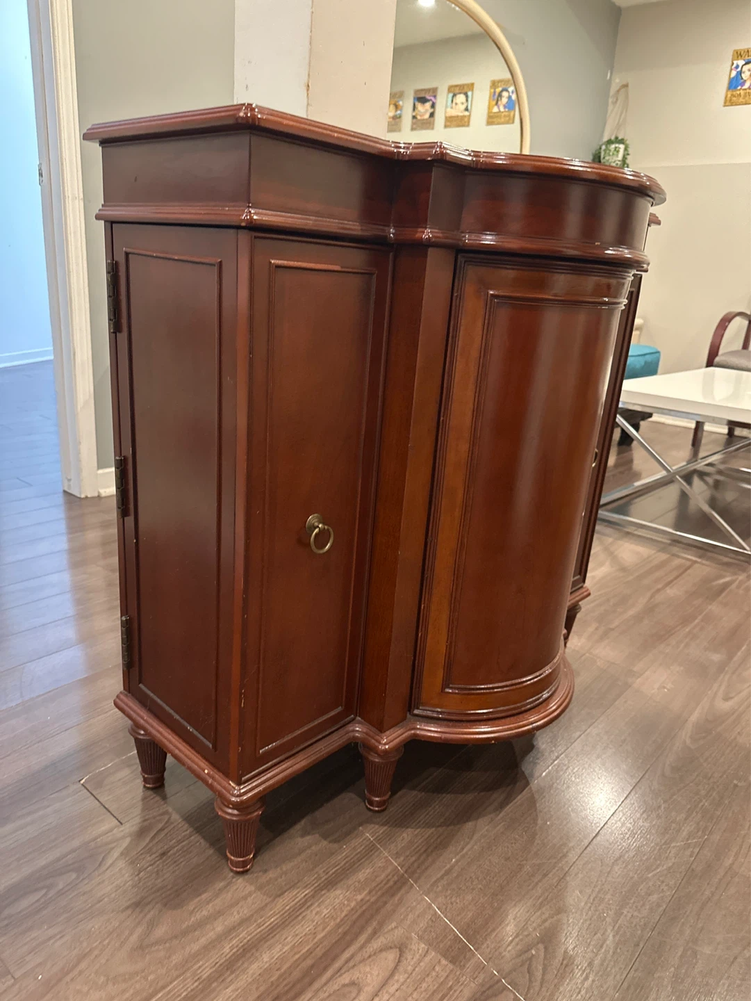 Vintage Bombay Company Bar Cabinet / Sideboard – Solid Wood - photo 4