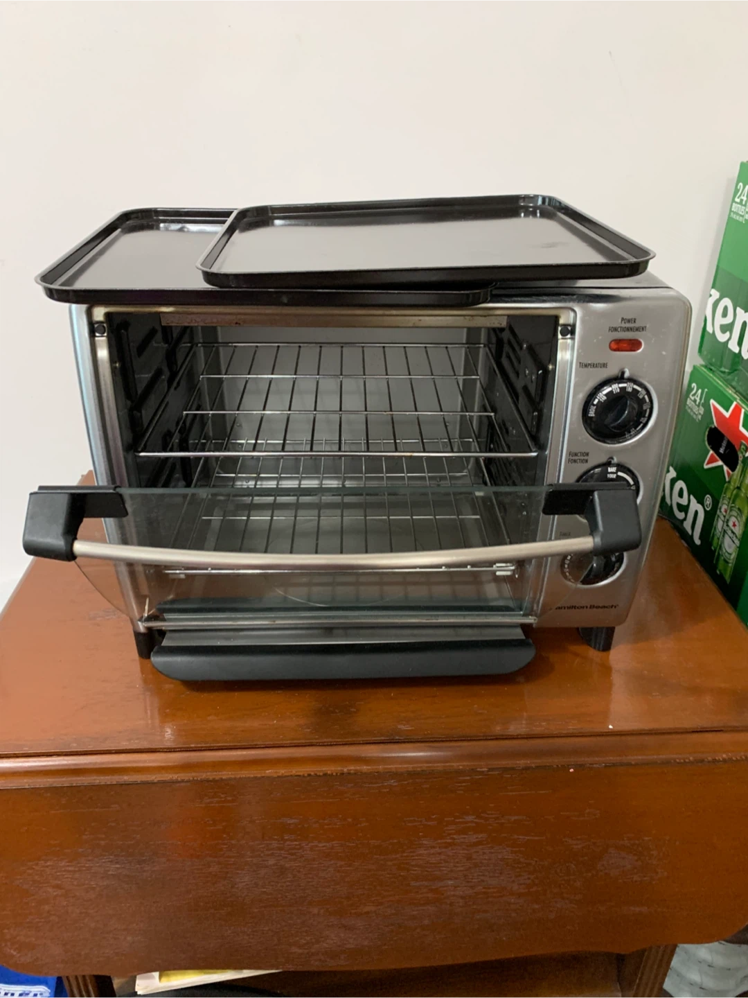 Hamilton Beach Toaster Oven - photo 2