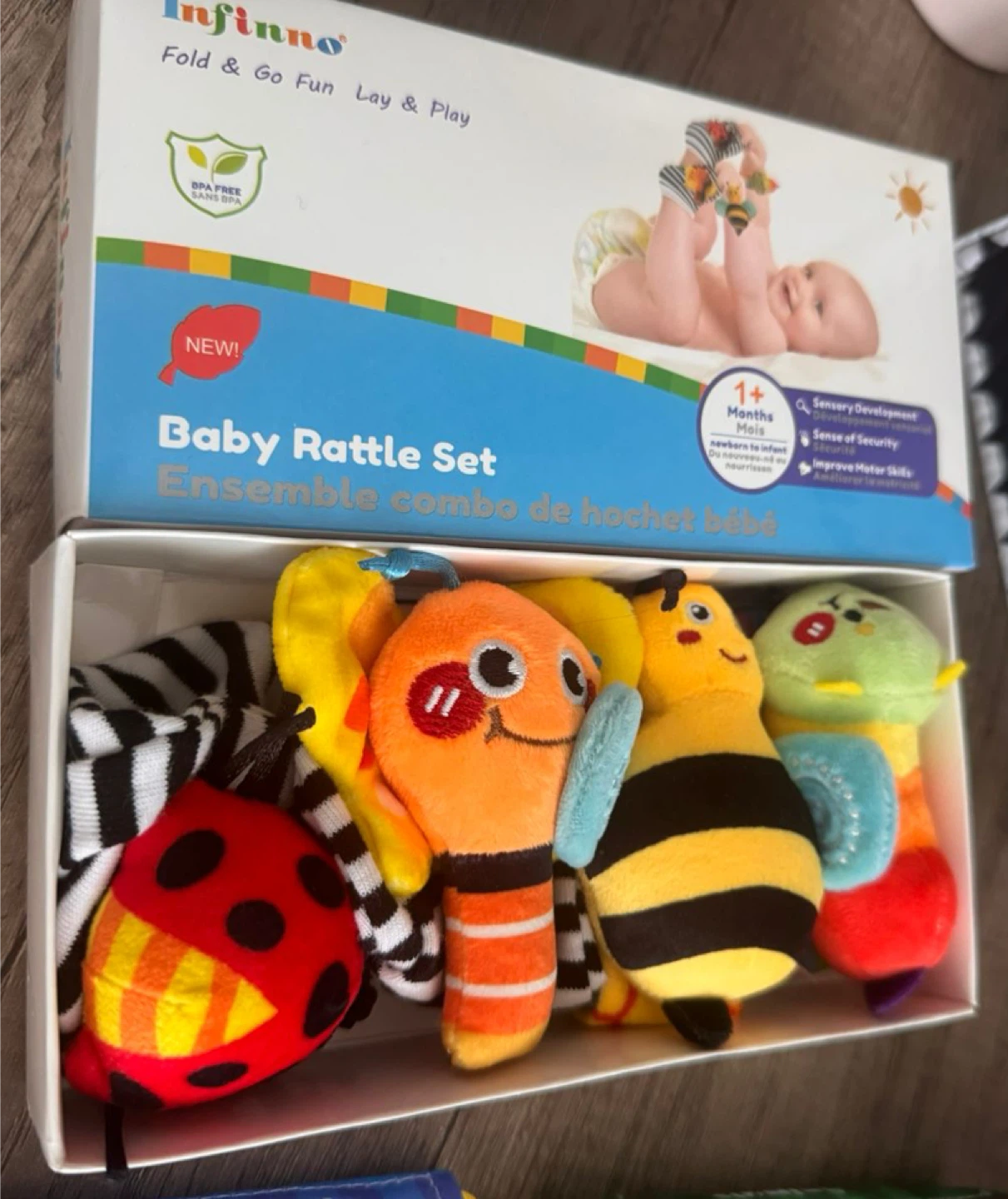 Infinno Baby Rattle Set, Dr. Rapeti Soft Books & Sensory Bundle - photo 4