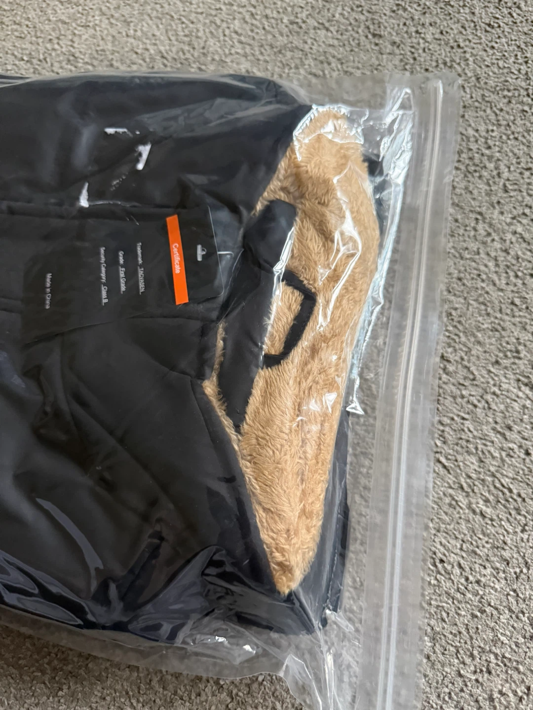 NEW Men's Small Puffer Vest Jacket, Black - photo 4