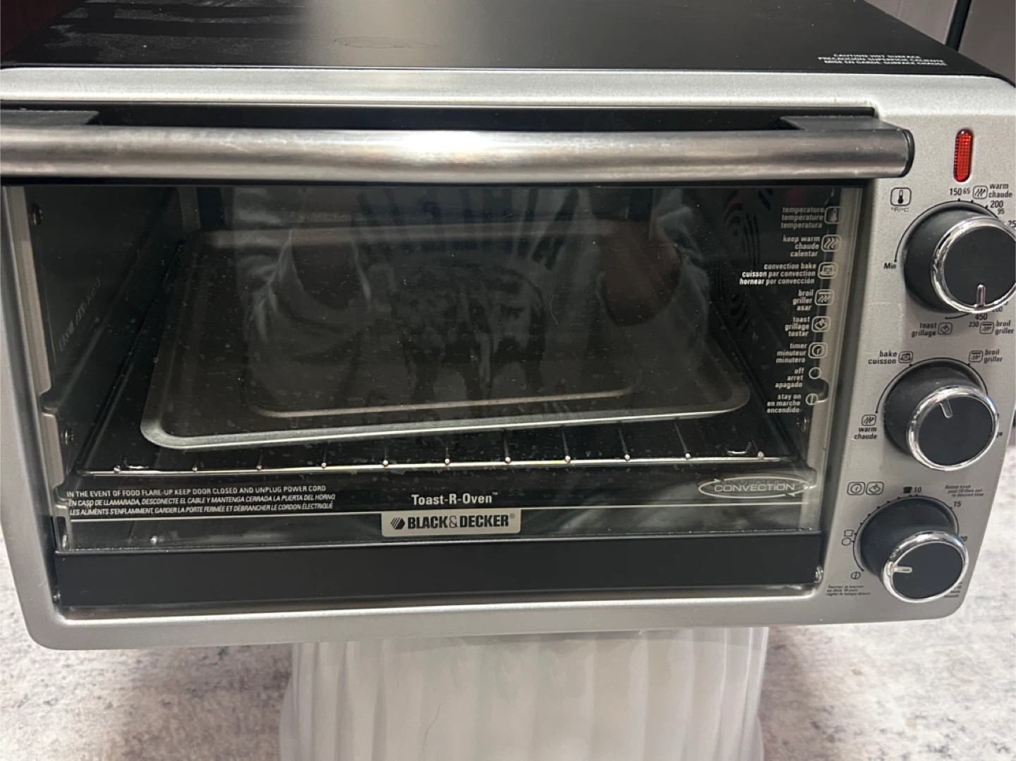 BLACK+DECKER Toast-R-Oven Convection Toaster Oven
