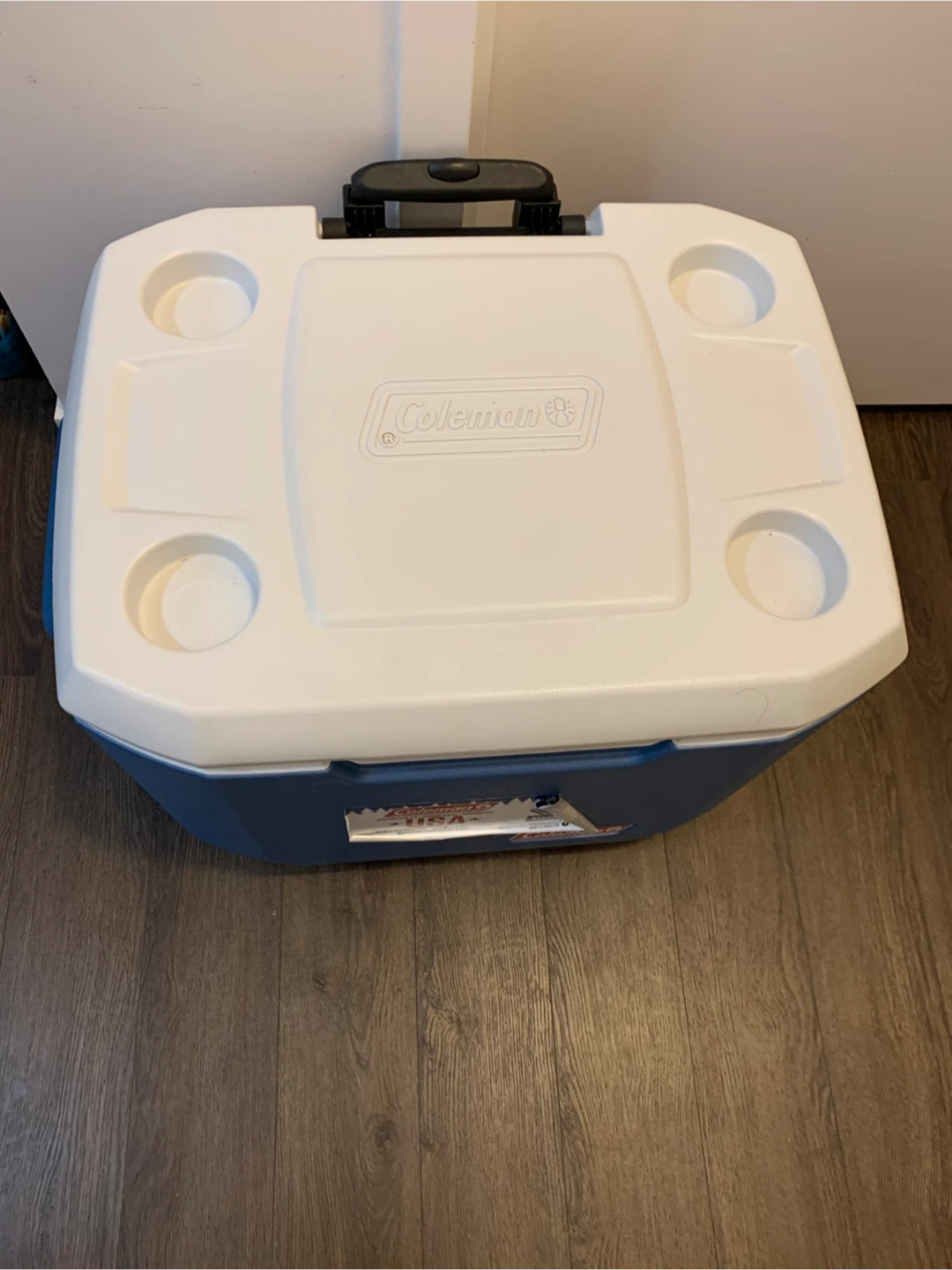 Coleman 84-Quart Rolling Cooler - photo 3