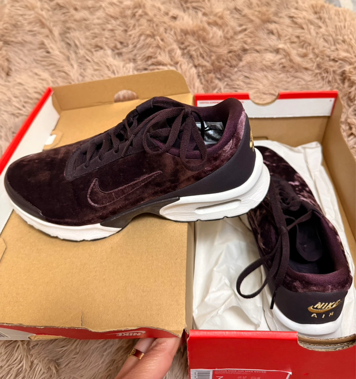 Nike Air Velvet Sneakers