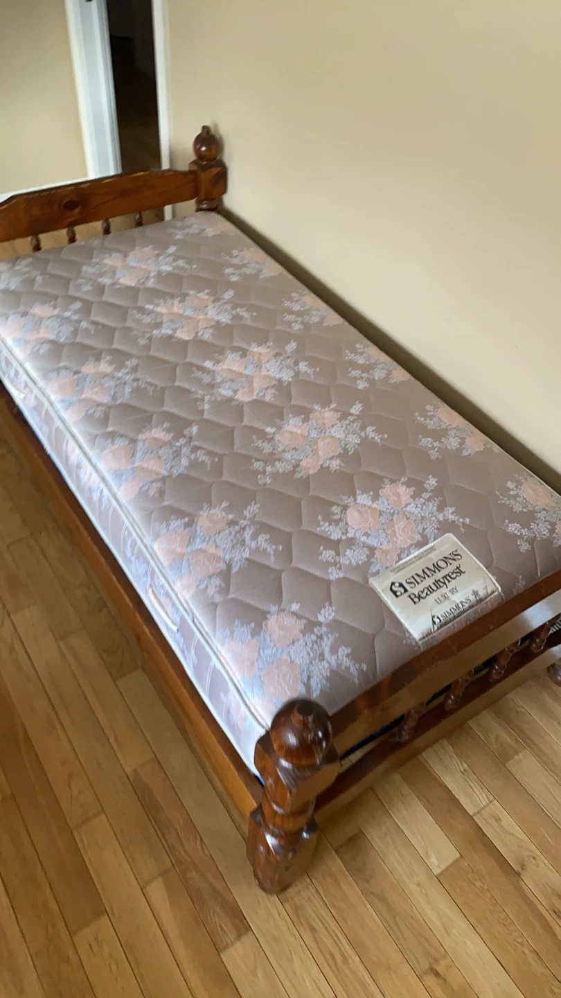 Vintage Spindle Solid Wood Twin Size Bed Set (CAN DELIVER) - photo 3