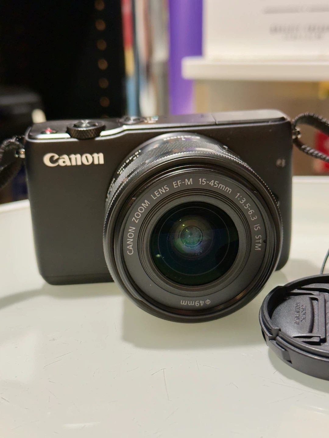 Canon EOS M10 Mirrorless Camera with EF-M 15-45mm Lens - photo 3