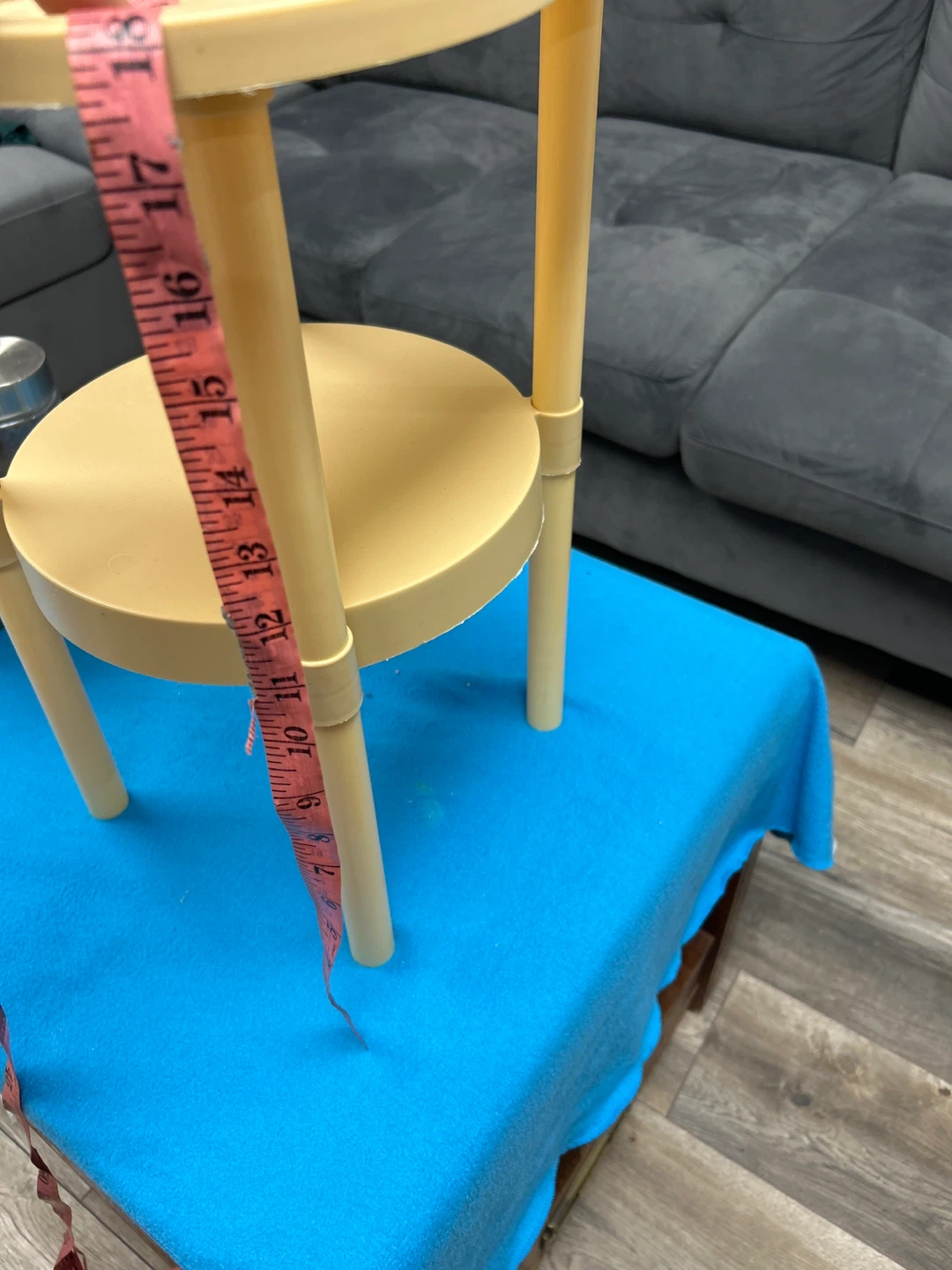 Cream Cloud Shape Side Table - photo 5