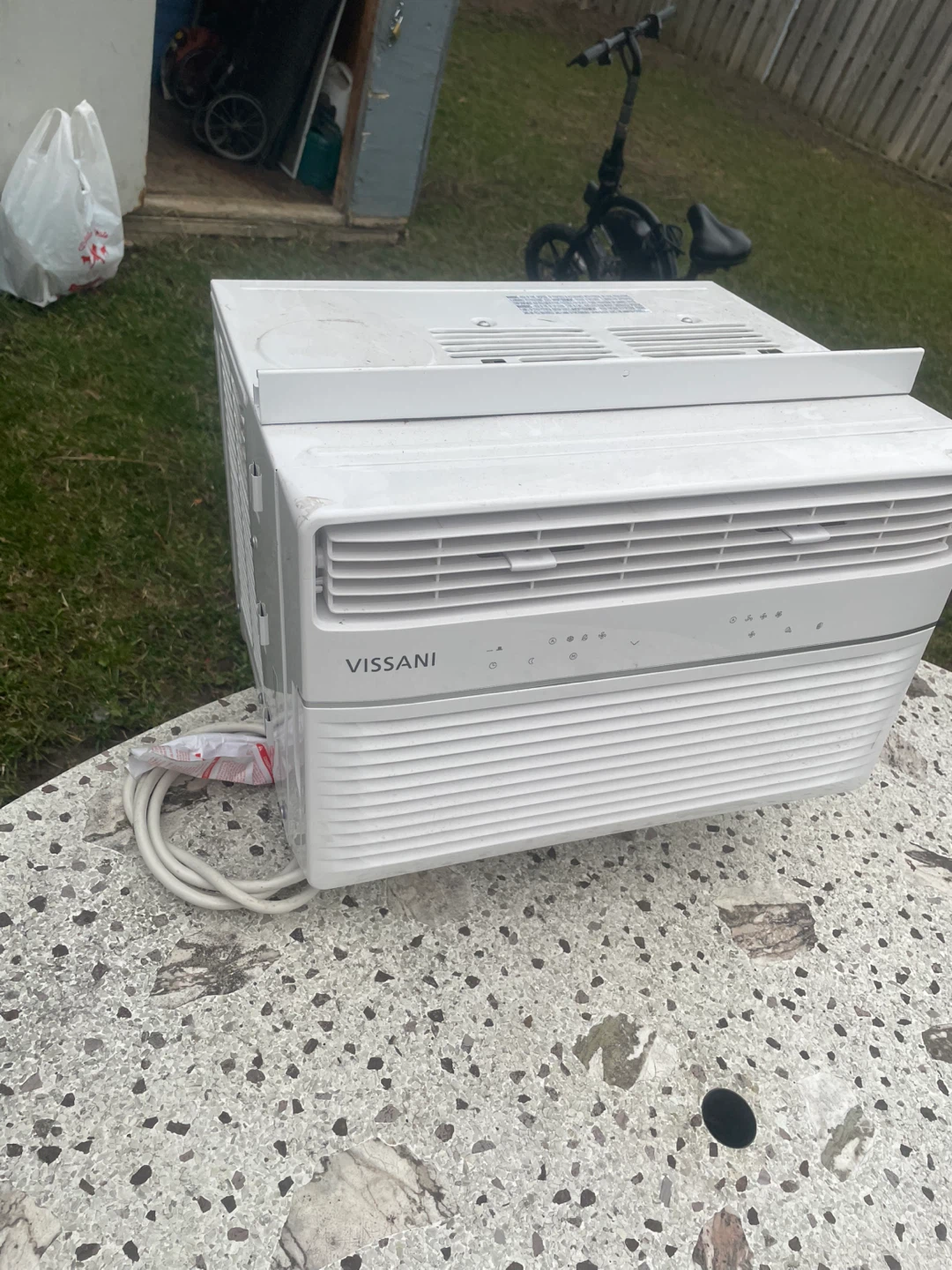 VISSANI Window Air Conditioner