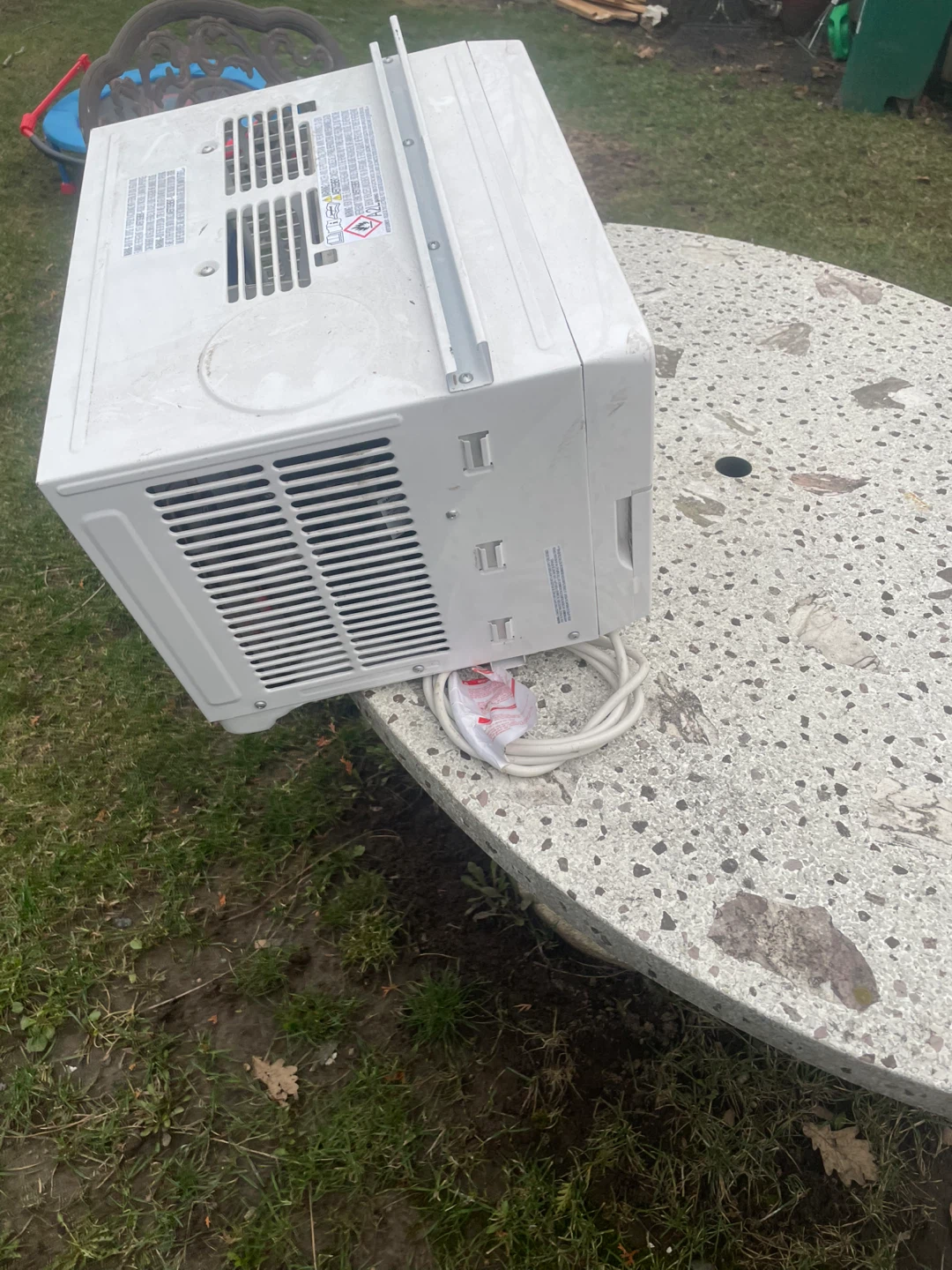 VISSANI Window Air Conditioner - photo 2