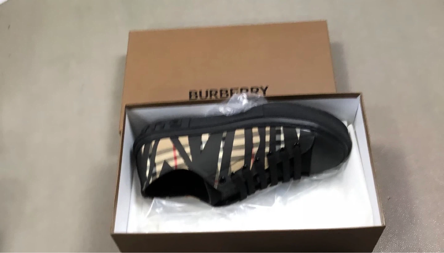 Burberry Sneakers with Nova Check Detail - Includes Box