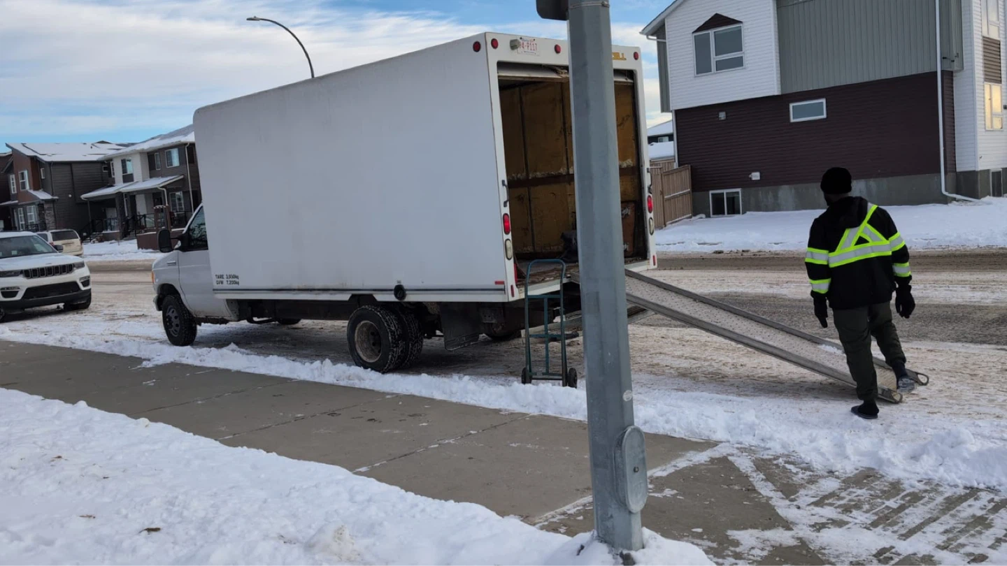 Fast & Affordable Moving Service – Book Today!