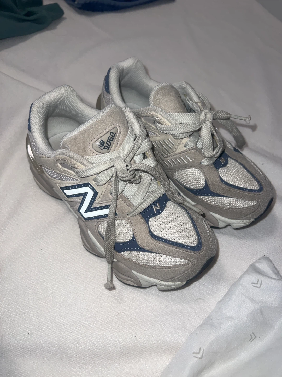 New Balance 9060 Sneakers