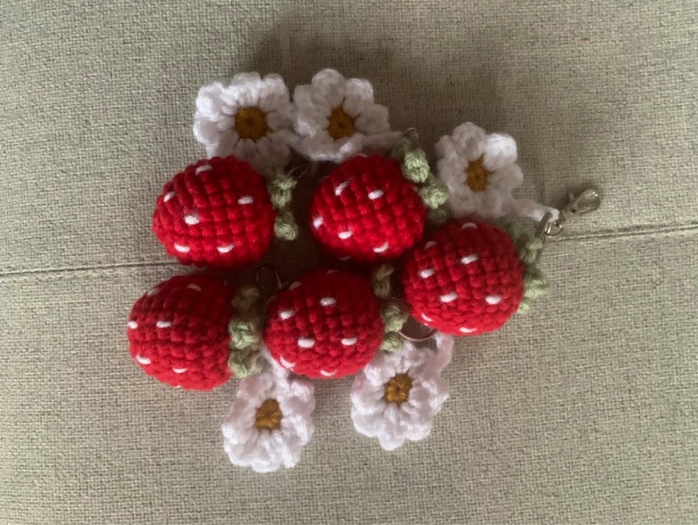 Handmade Crochet Strawberry and Daisy Keychains - photo 3