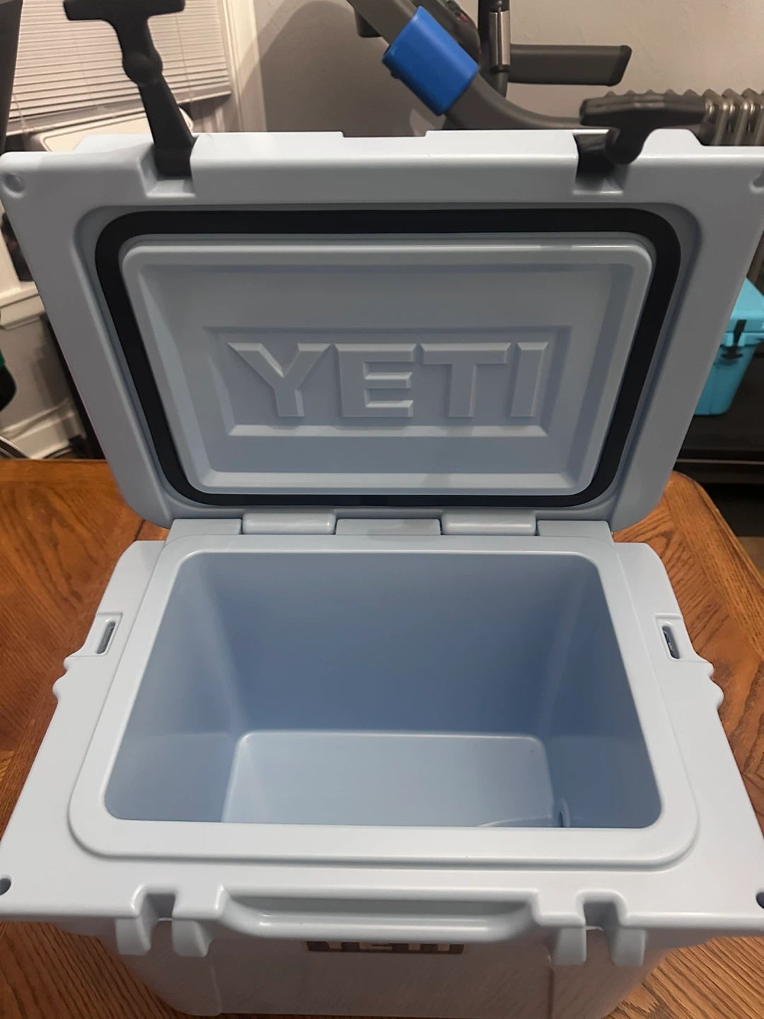 Yeti Tundra 20 Cooler - Light Blue - photo 4