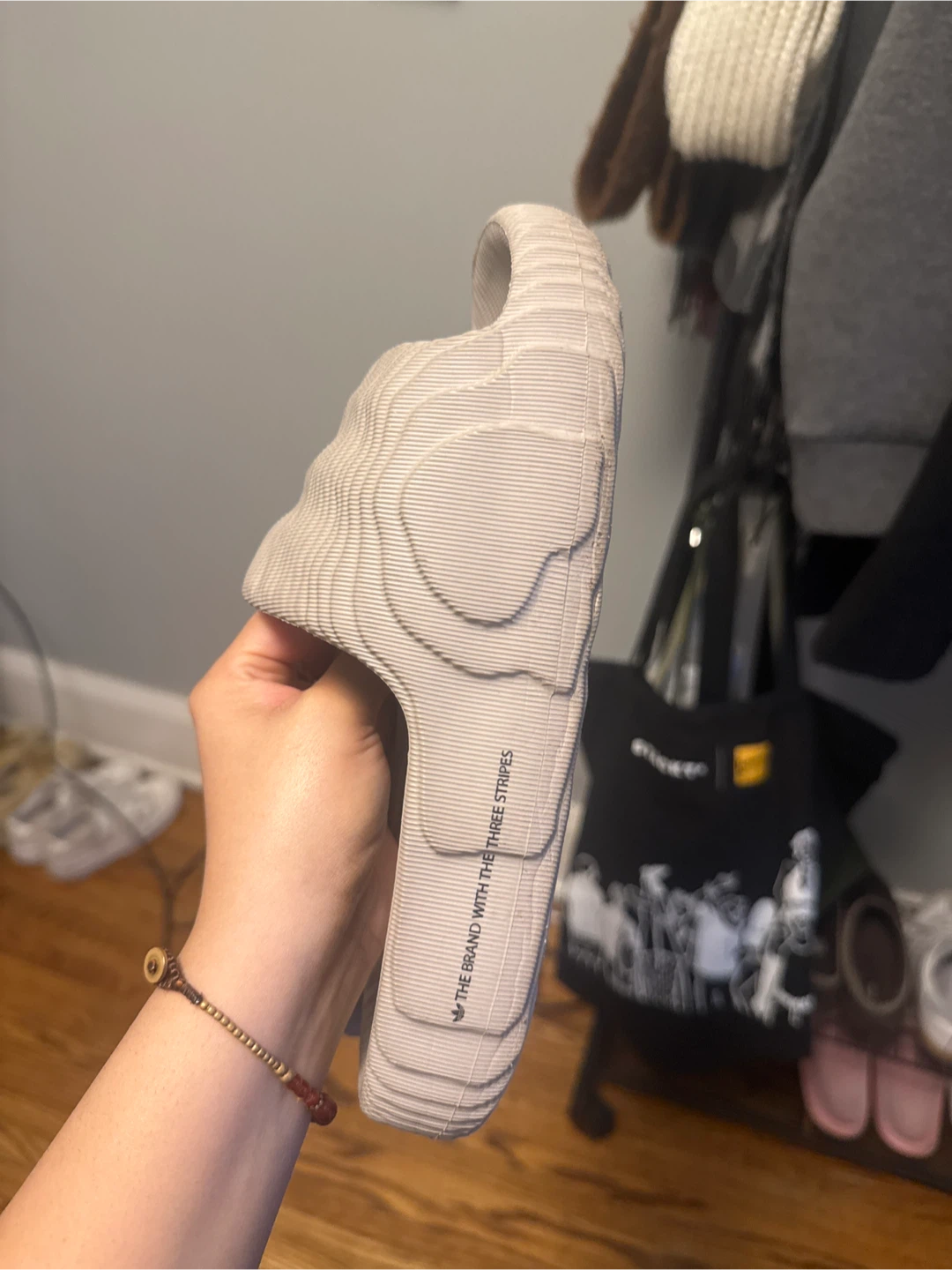 Adidas slippers - photo 2