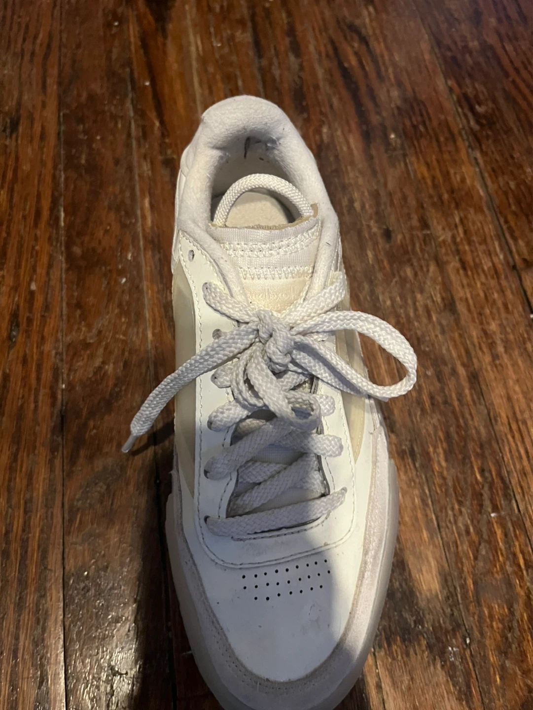 Reebok Women's White Sneakers Size 6 - photo 4