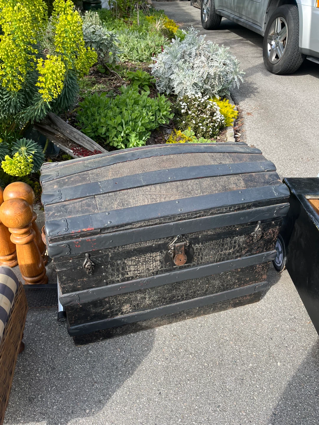 Vintage Steamer Trunk