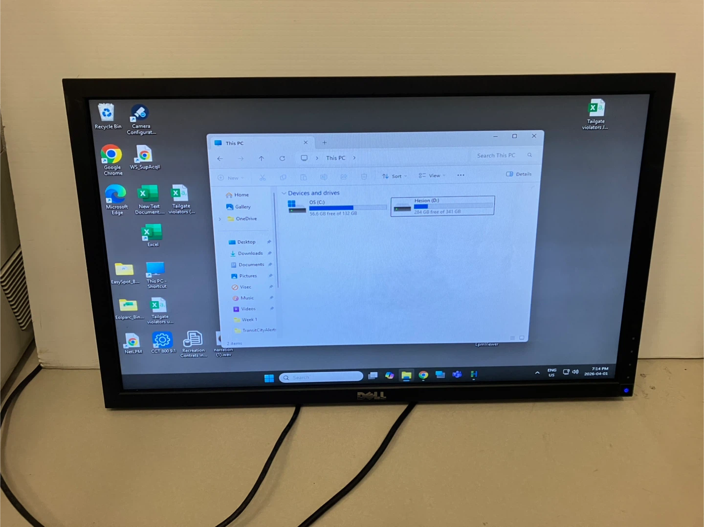 24 inch Dell Desktop monitor Tested & working