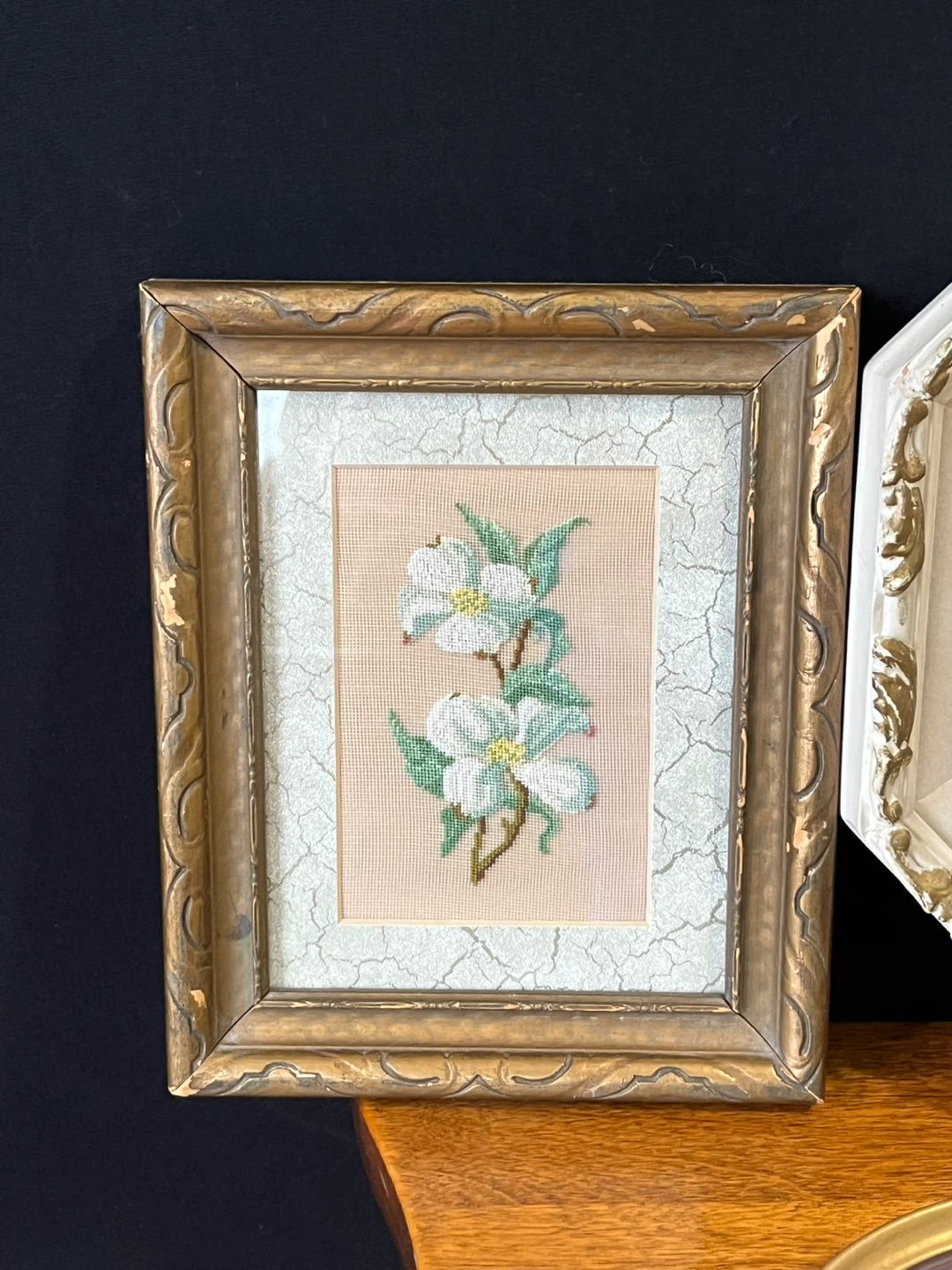 Framed Needlepoint Floral Art - photo 3