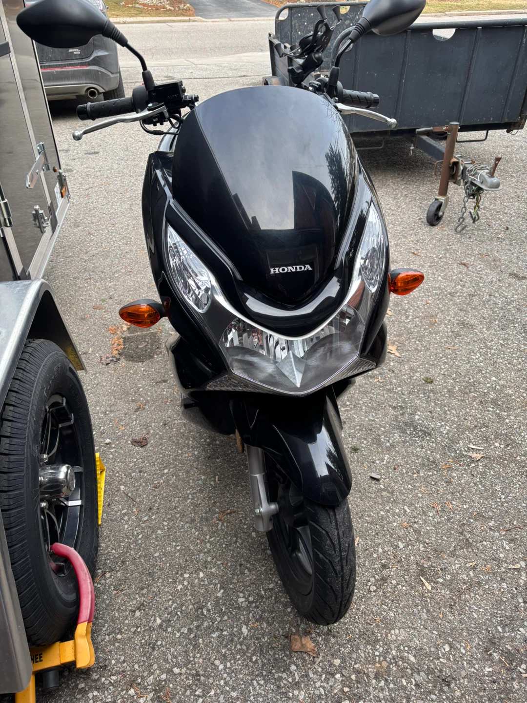 Honda PCX 150 Scooter - photo 2