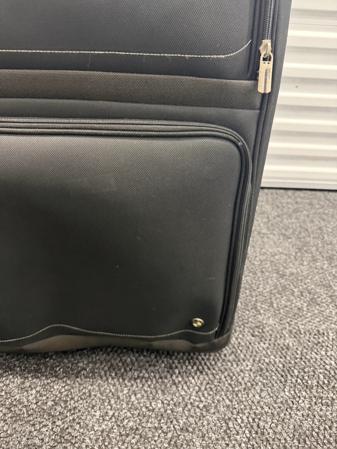 Black Rolling Suitcase with Telescoping Handle