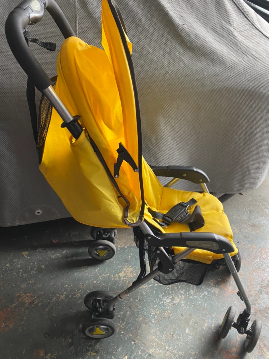 Bright yellow stroller - photo 4