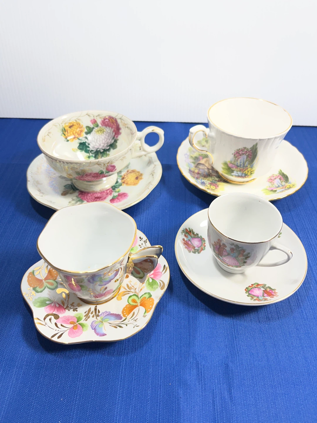 $25 for Set of 4 Vintage Decorative Teacups and Saucers - photo 2