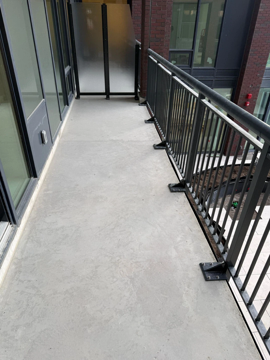 Condo for Rent – Midtown Toronto | Available April 11 - photo 2