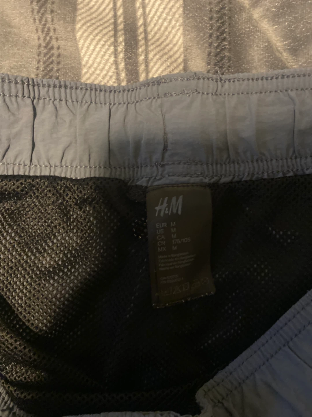 Mens H&M Grey Swim Shorts Size Medium - photo 2