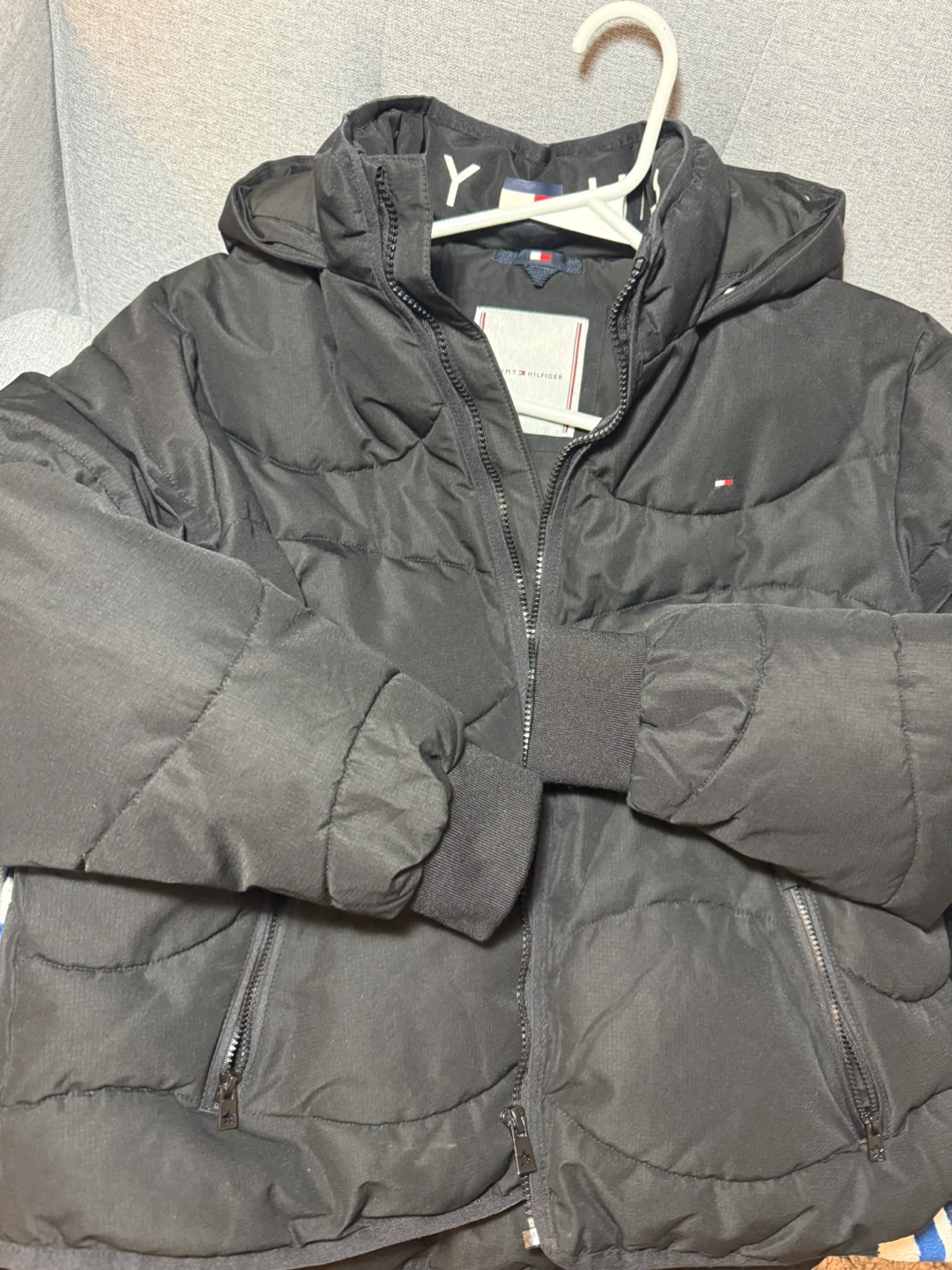 Tommy Hilfiger Black Puffer Jacket - photo 3