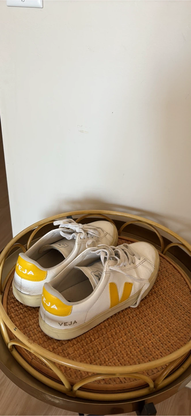 Veja shoes size 7