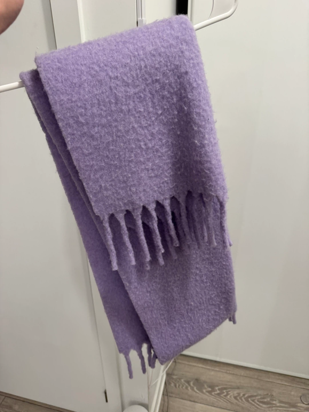 Uniqlo scarf - purple
