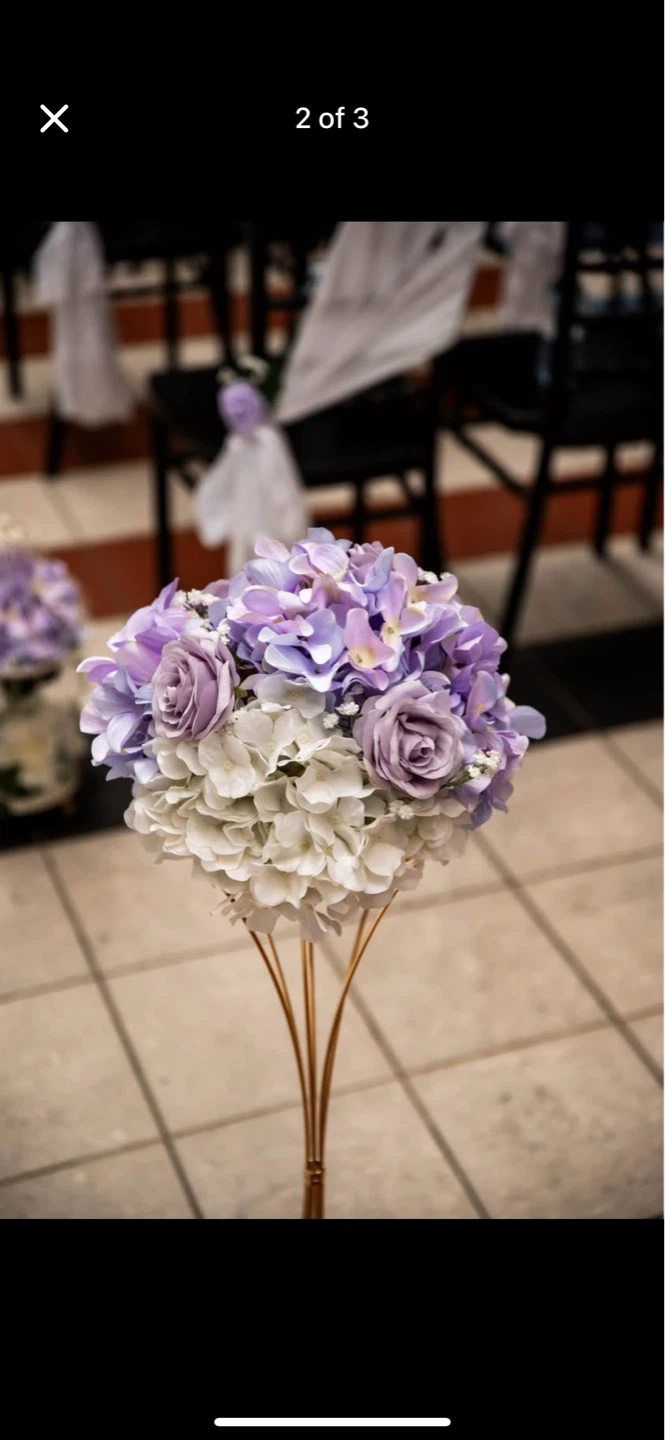 Gold Metal Tall Flower Stand - Large