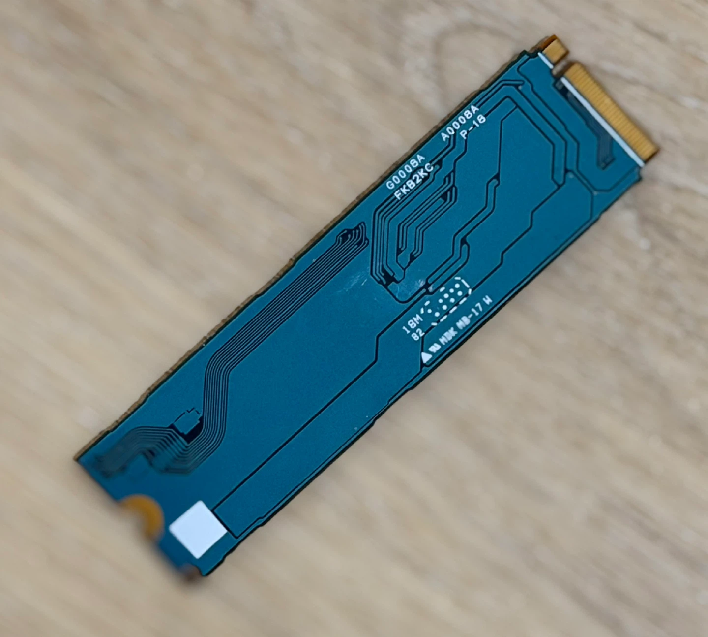 Toshiba 512GB NVMe SSD - photo 2
