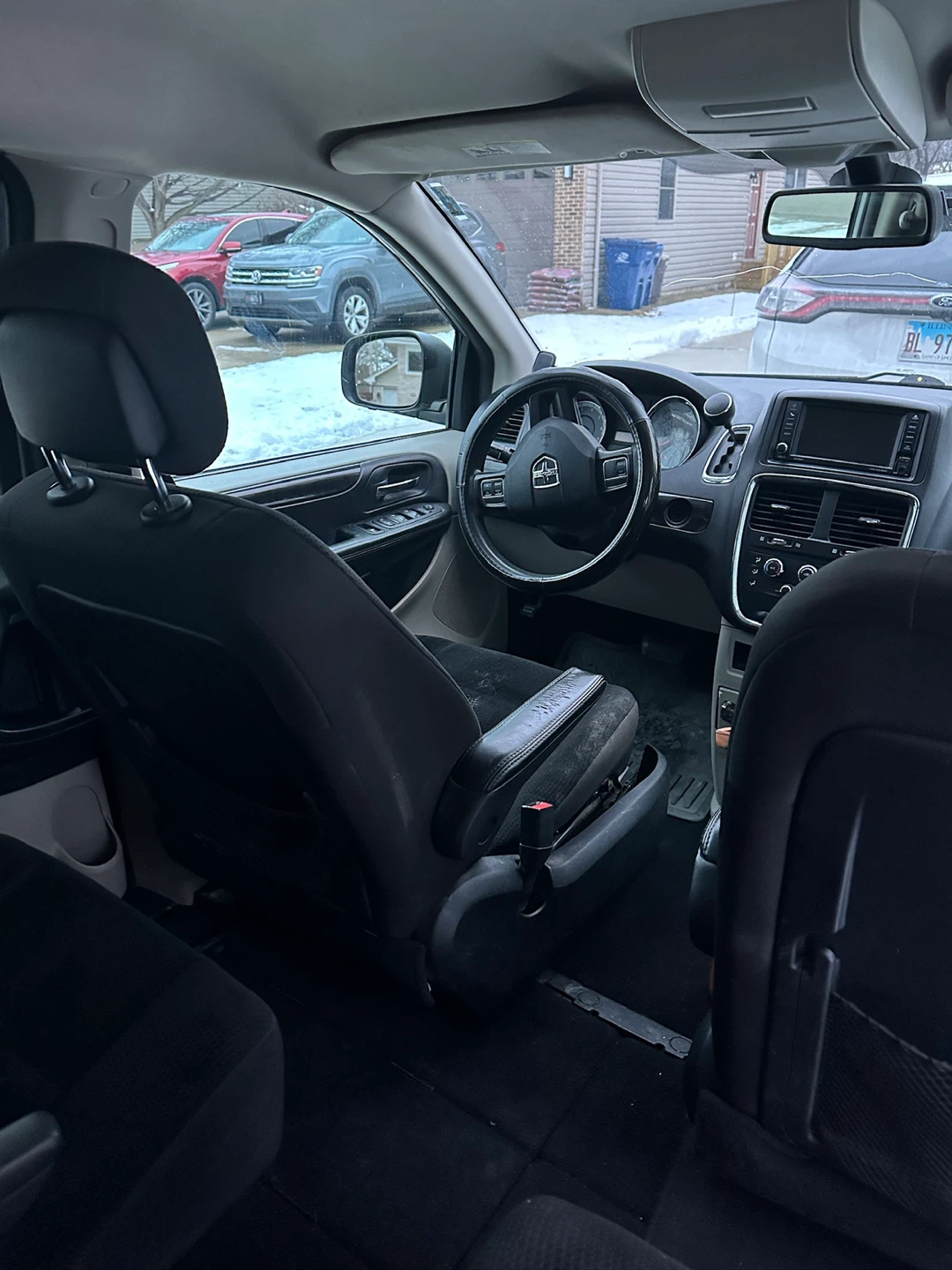 Dodge Grand Caravan Minivan - photo 3