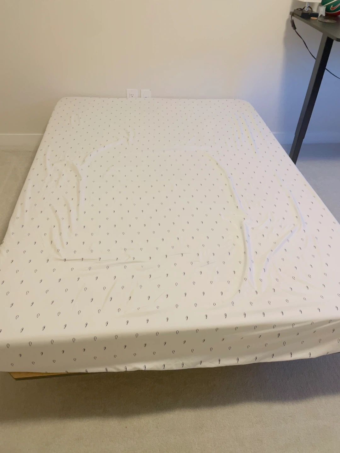 Selling double sized memory foam mattress 6 inch