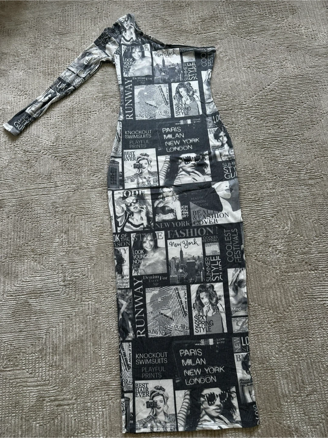 Fashion Nova News Paper Dress - photo 2