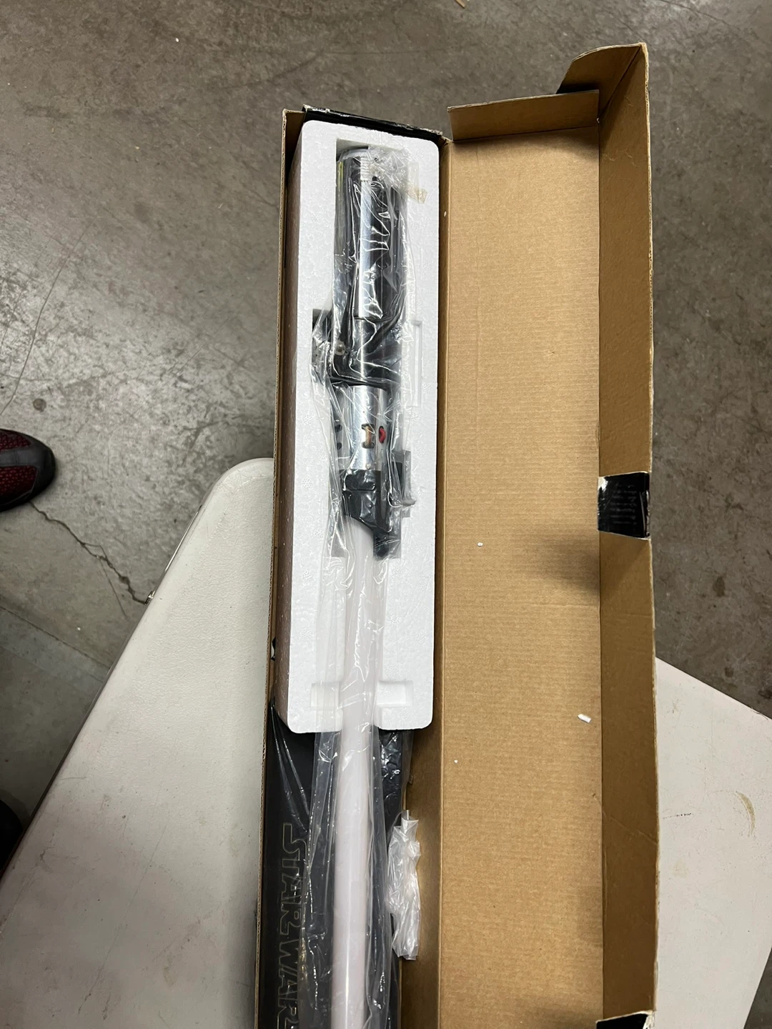 Star Wars Darth Vader Force FX Lightsaber Collectible - photo 3