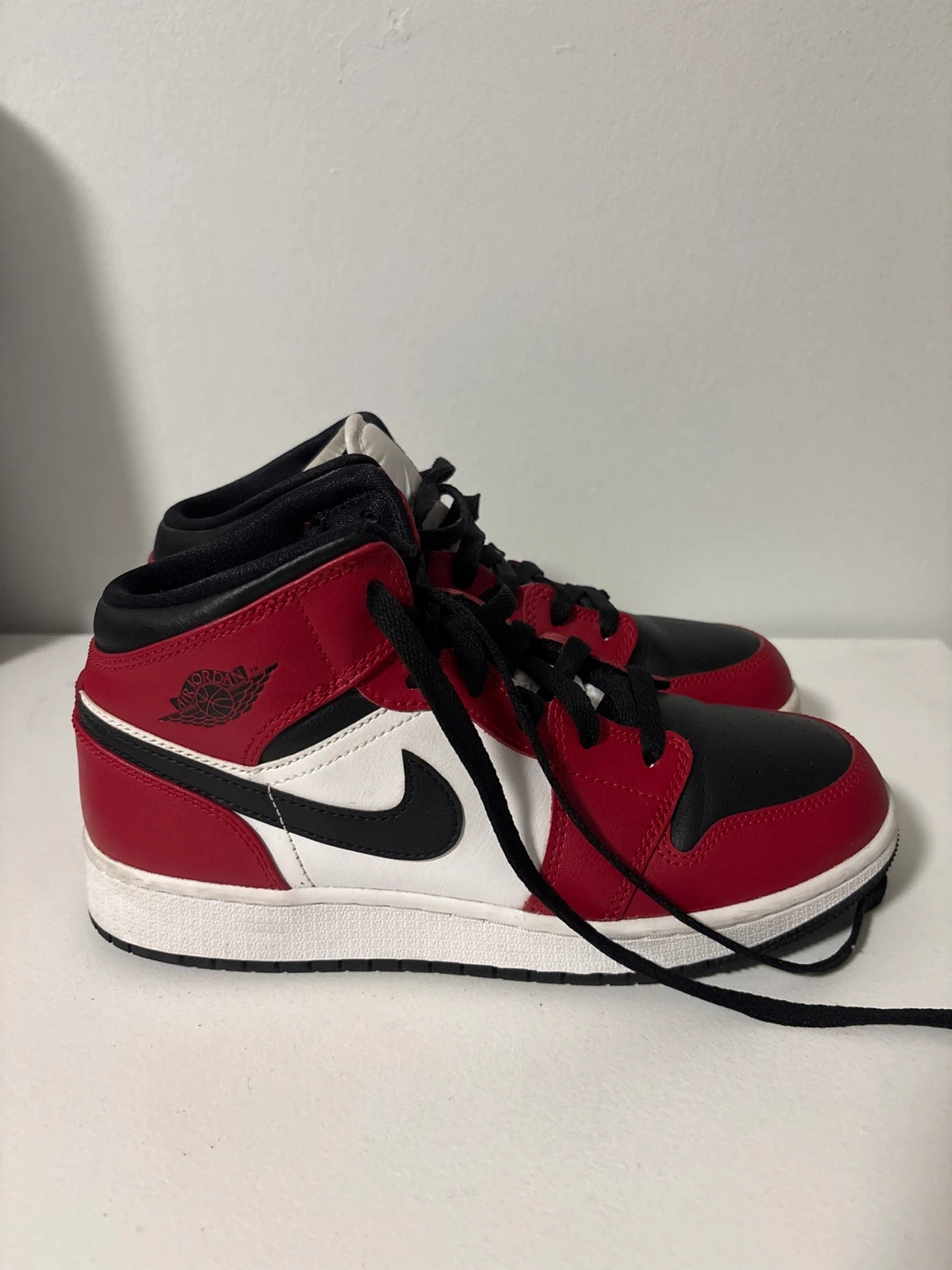 Air Jordan 1 Mid Chicago - photo 4