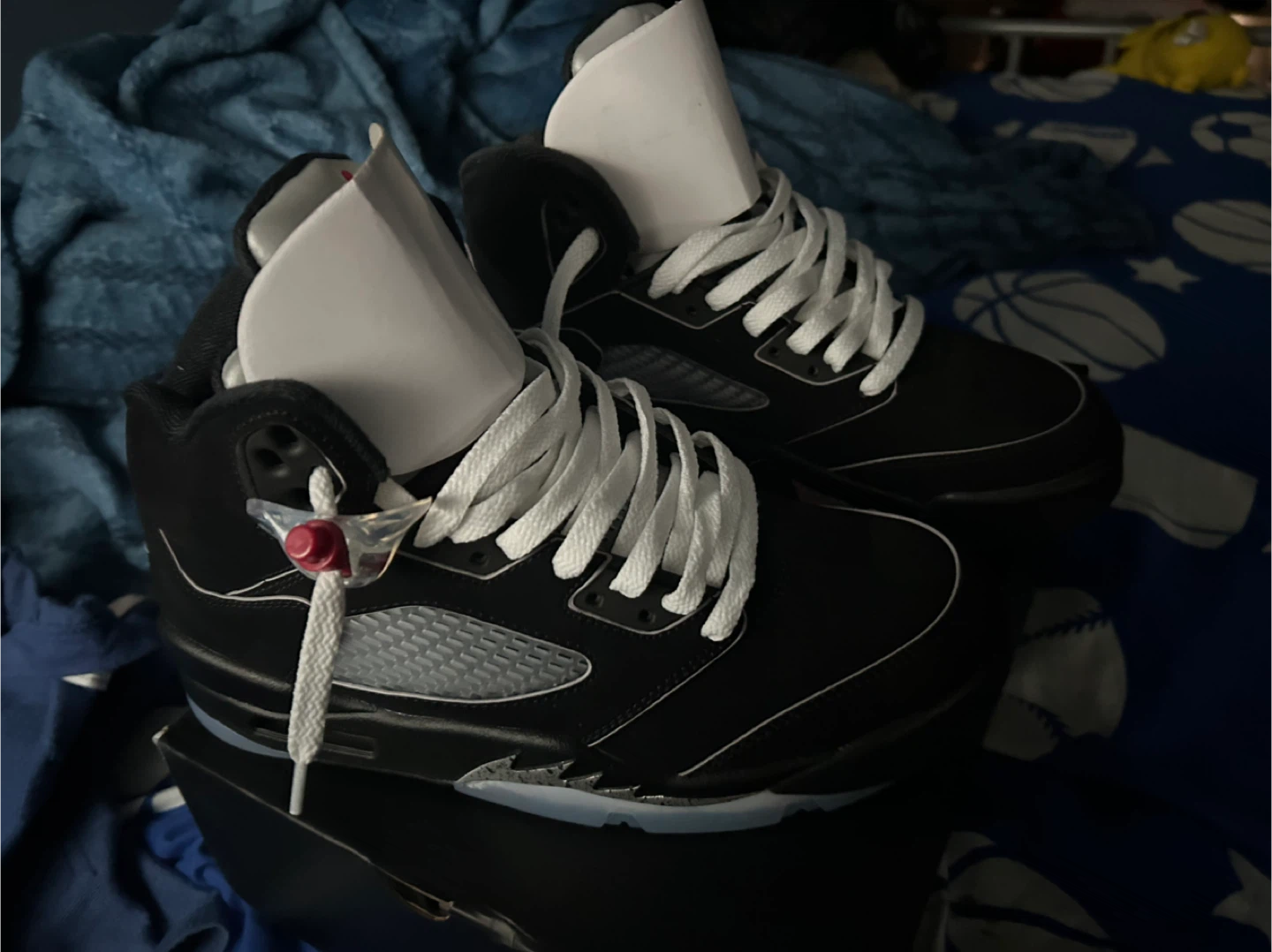 Nike Air Jordan 5 Retro SE Black Metallic - photo 4