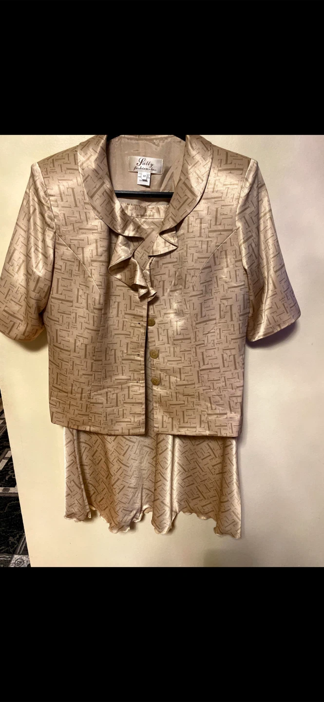 Solly Fashions Inc. Women's Size 12 Skirt and Jacket Set