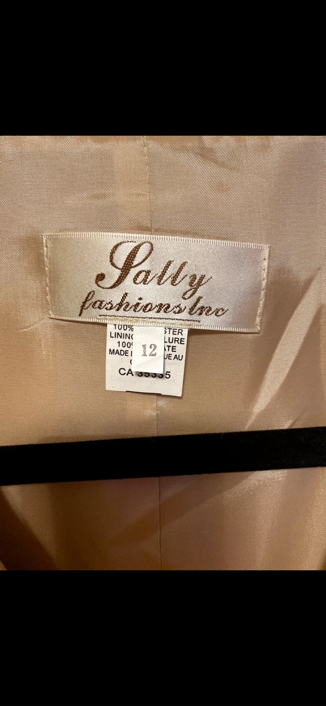 Solly Fashions Inc. Women's Size 12 Skirt and Jacket Set - photo 2
