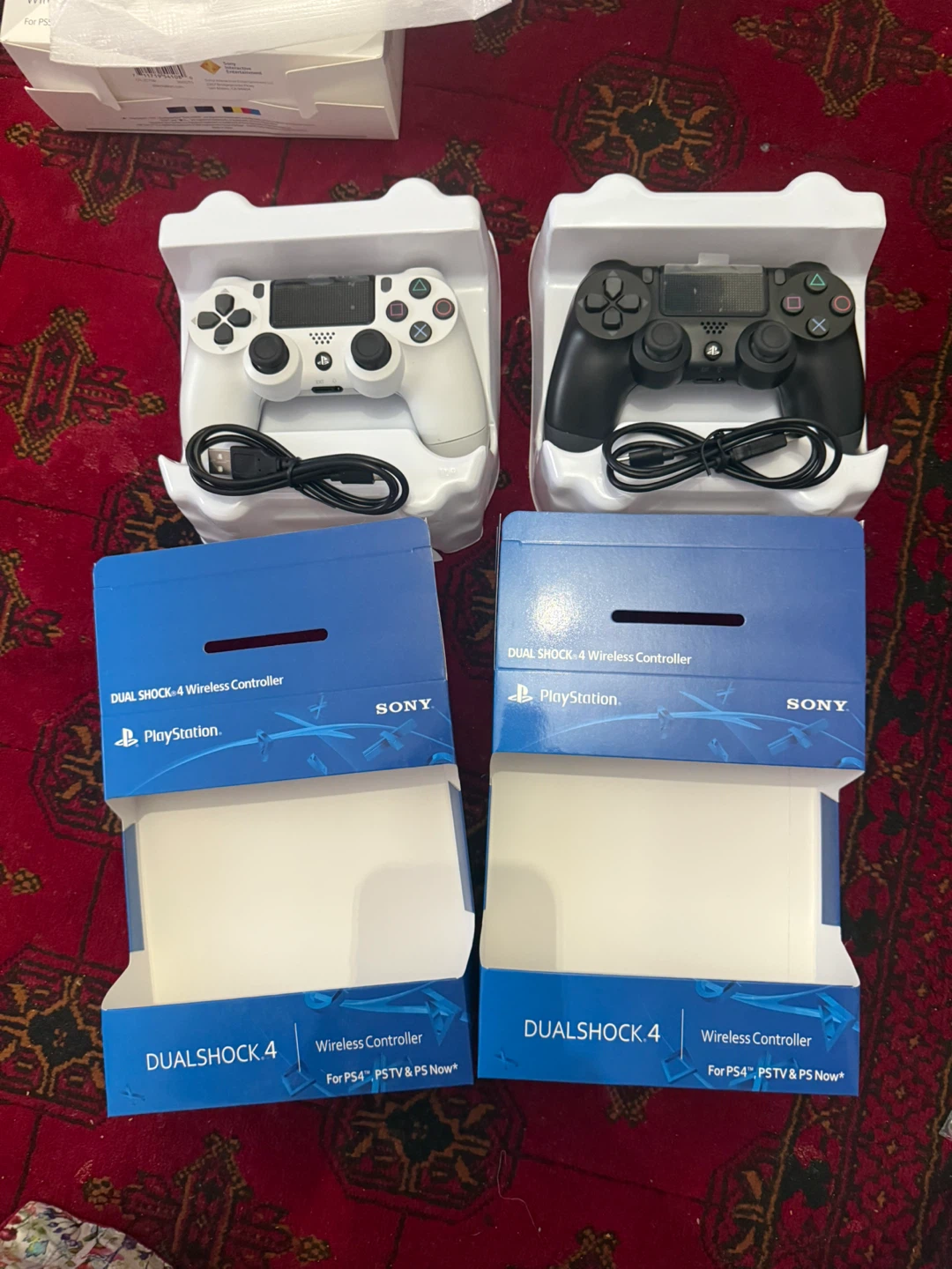 PlayStation DualShock 4 Wireless Controllers (White & Black) - photo 2