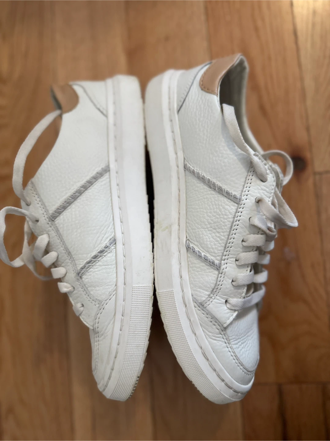 Ugg White Leather Sneakers - photo 2