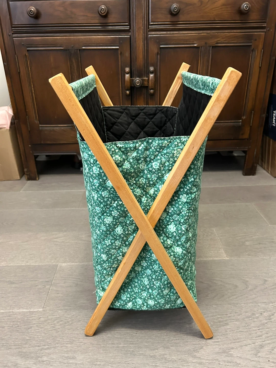 Vintage Fabric/Wooden Frame Folding Caddy/Basket - photo 5