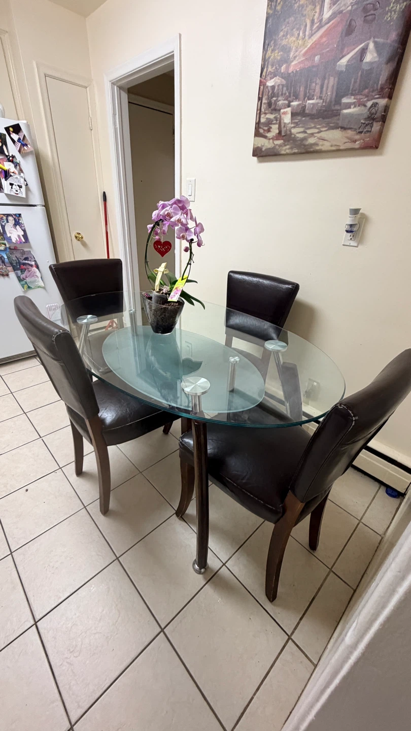 Kitchen table - photo 3