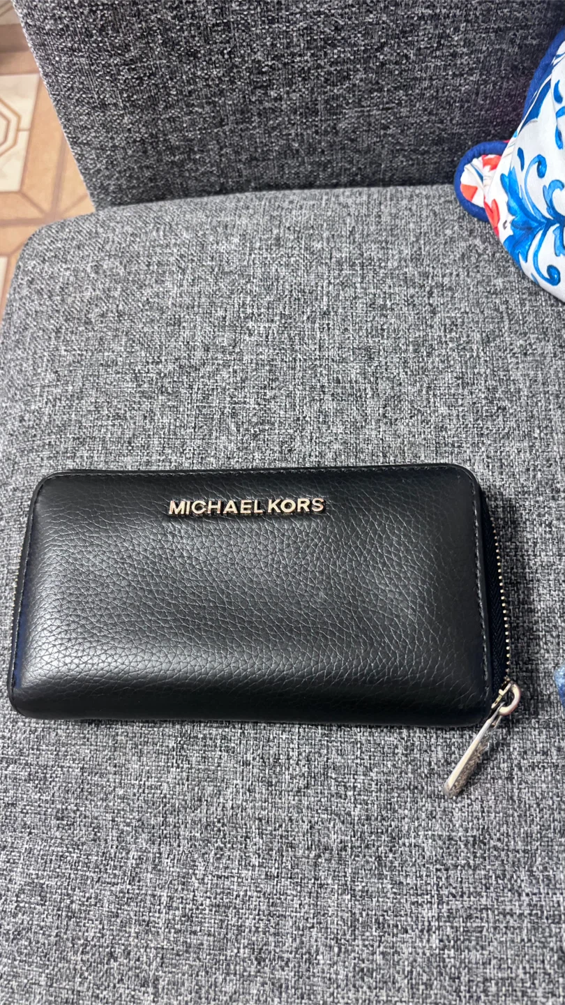 Michael Kors Black Leather Zip Around Wallet