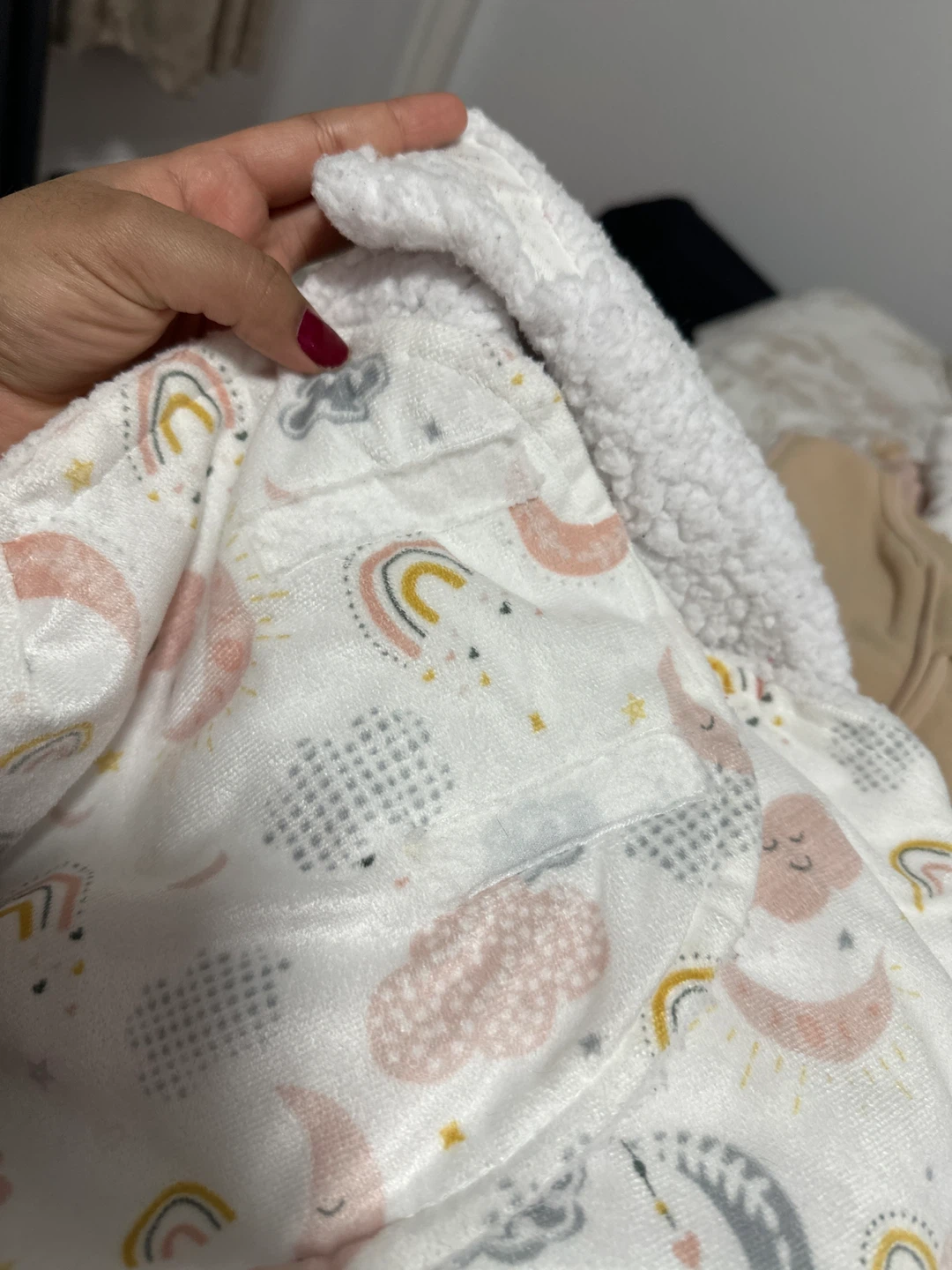 Cribmates Swaddle Blanket - Moon & Rainbow Print 0-3 months - photo 3