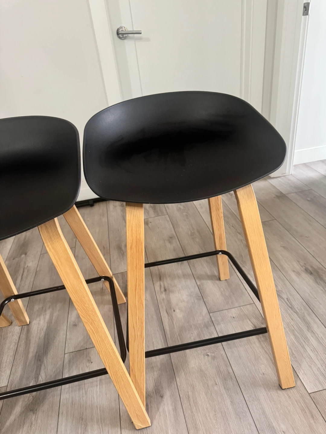 Set of 4 Black Bar Stools - photo 2